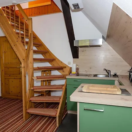 3-r-ferienwohnung-fuer-4-personen-in-schaprode-auf-ruegen-zi3 Lejlighed