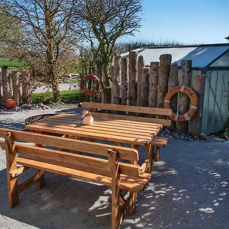 3-r-ferienwohnung-fuer-4-personen-in-schaprode-auf-ruegen-zi3 Lejlighed Schaprode